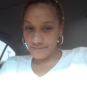 Meet your Posher, Melaida